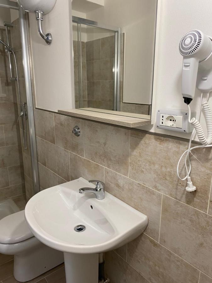 Eureka Rooms Рим Екстериор снимка